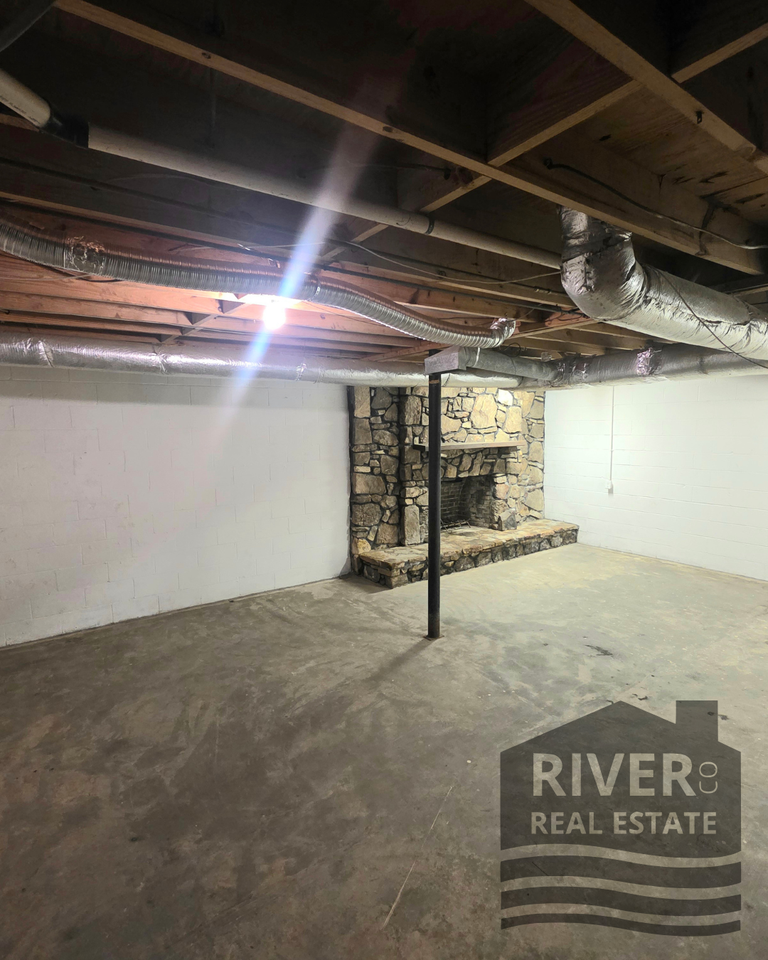 1233 Ridge Dr #1 - Photo 7 of 22