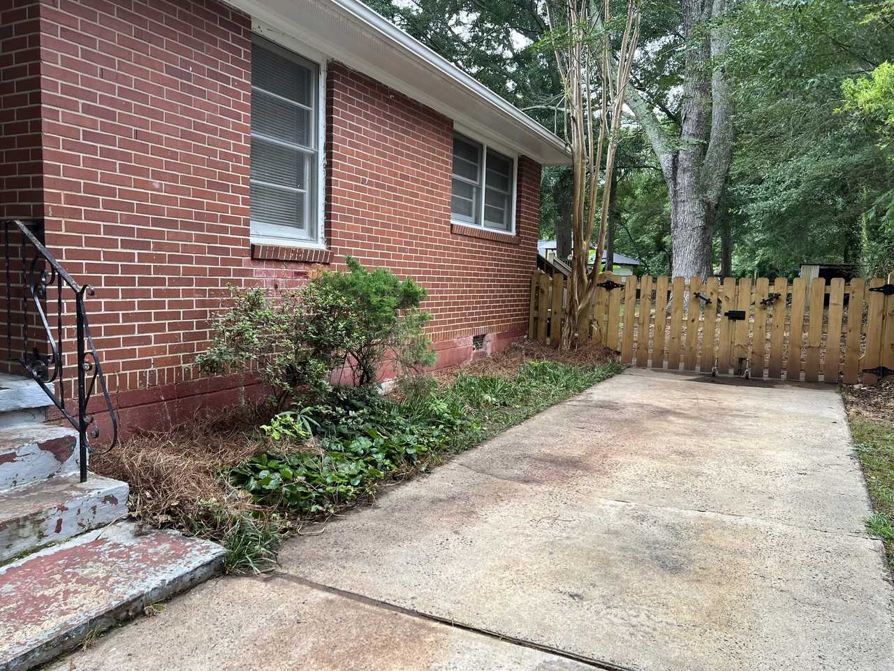2174 Trailwood Dr Se #1 - Photo 3 of 22