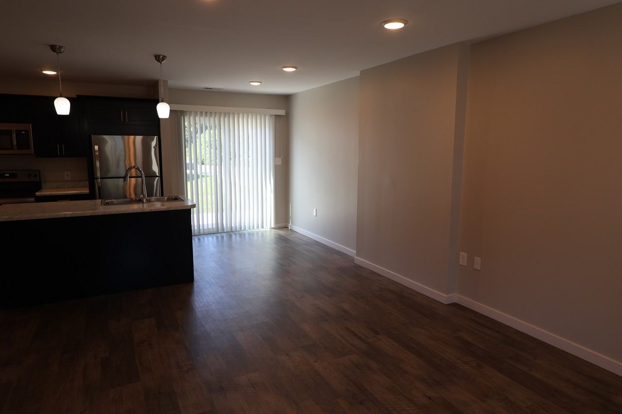 101 Terrace Dr #101 - Photo 4 of 19