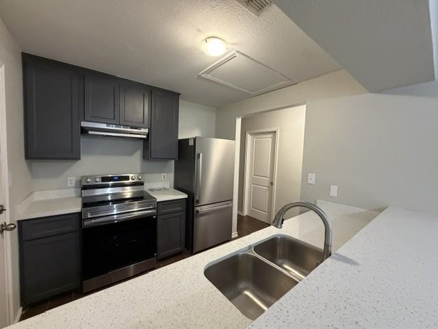 3713 Zinnia Ave #1 - Photo 2 of 12