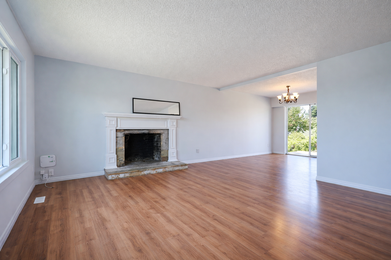 33123 6th Ave - Photo 2 of 14