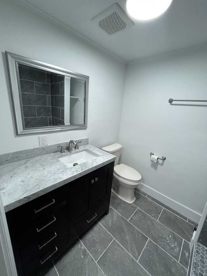 1112 State St #B - Photo 7 of 18