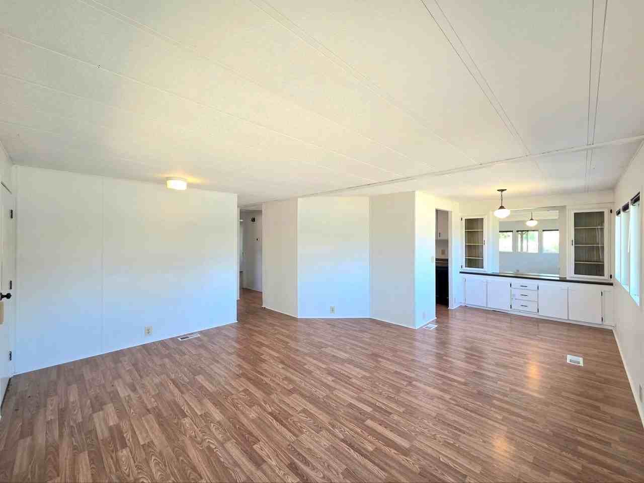 1529 Avon Ct Nw - Photo 2 of 28
