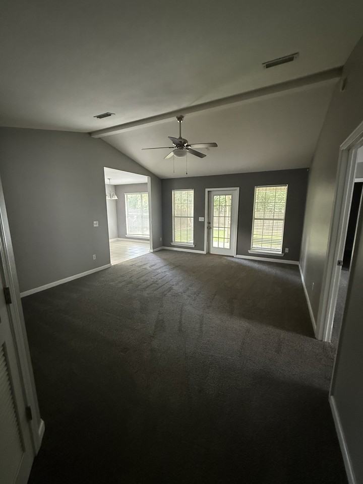 200 Melrose Ln #1 - Photo 3 of 21