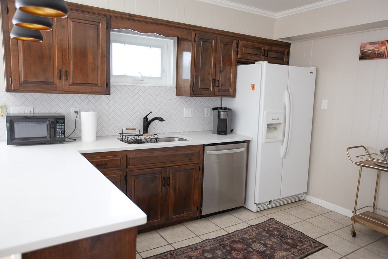 4328 State Line Rd #1 - Photo 3 of 30