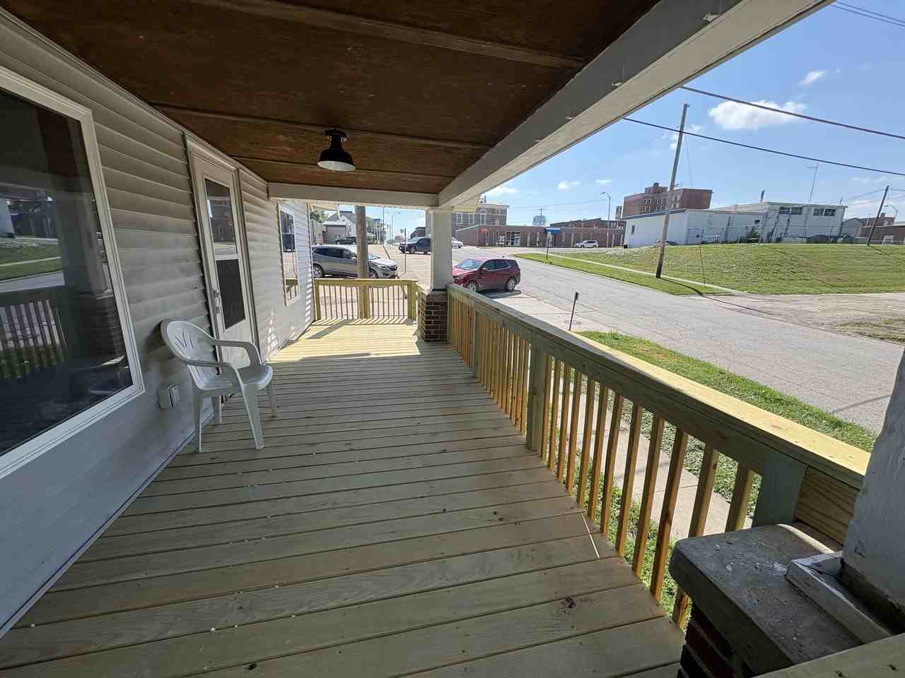 303 W Mills St #1 - Photo 2 of 18