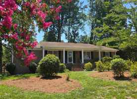 featured image of 3703 Hickory Hill Dr #1