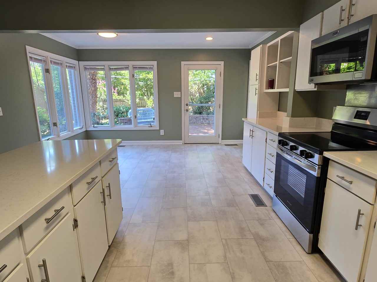 3703 Hickory Hill Dr #1 - Photo 5 of 20
