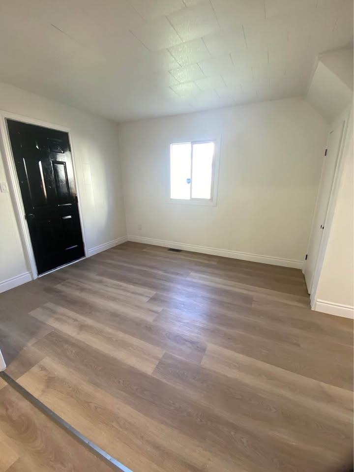 165 College Ave N #3 - Photo 5 of 15