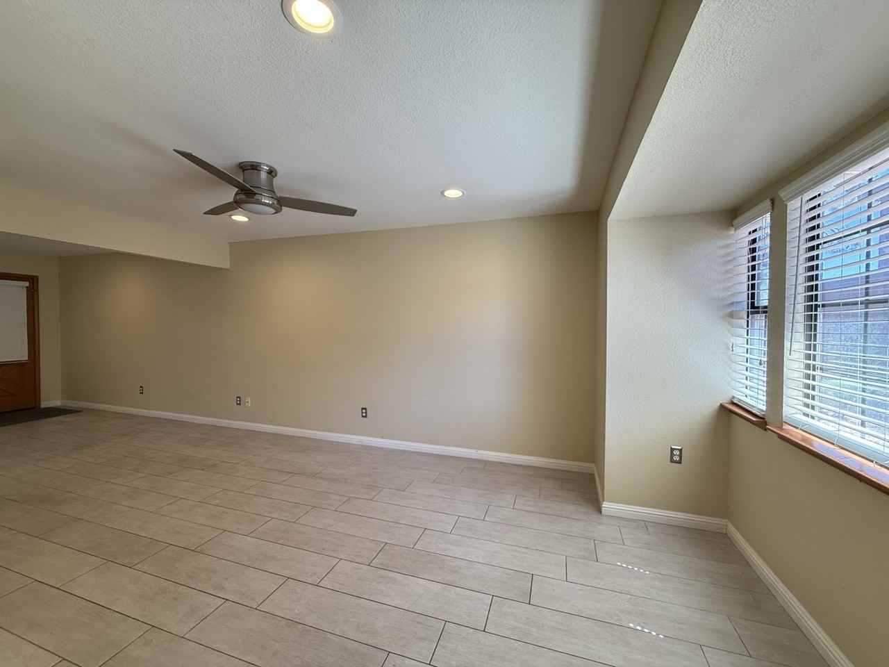 5923 Laredo St #1 - Photo 5 of 10