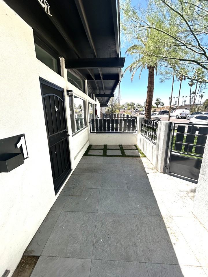 6713 E Monterey Way #5 - Photo 5 of 10