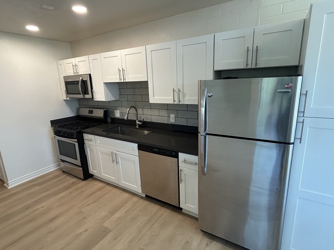 6713 E Monterey Way #5 - Photo 6 of 10