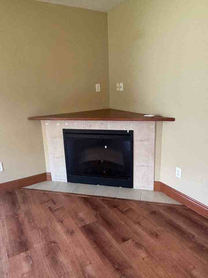 4701 Deerfield Dr - Photo 6 of 18