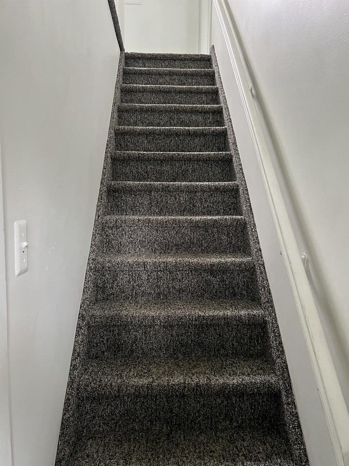 25 Alder Dr #2 - Photo 3 of 14