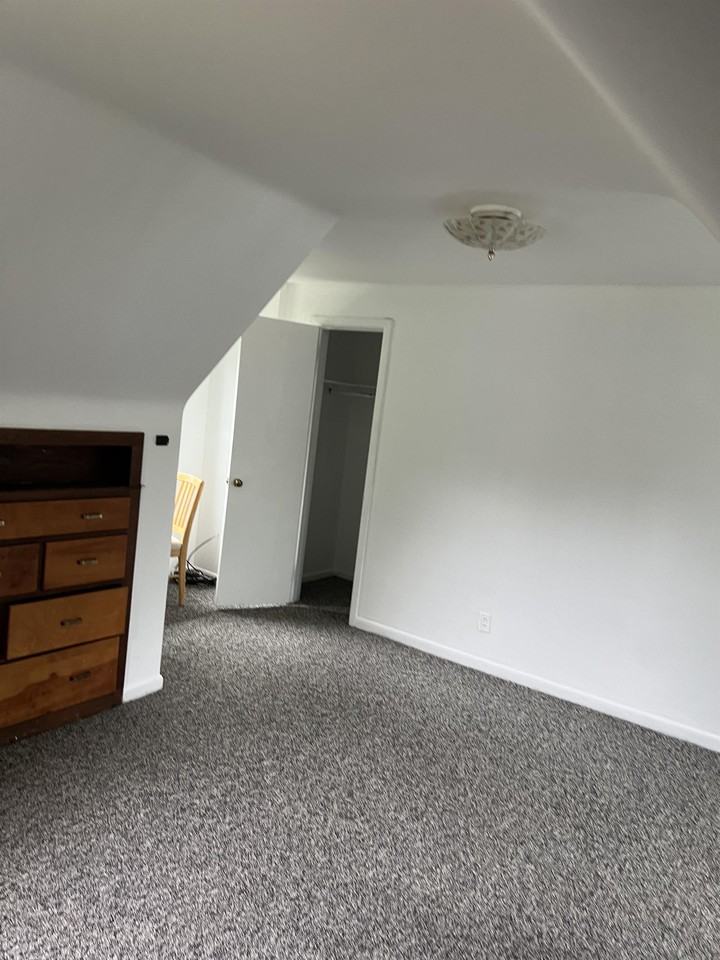 25 Alder Dr #2 - Photo 7 of 14