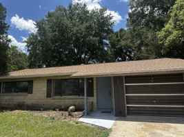 featured image of 3 Lake Ct #1