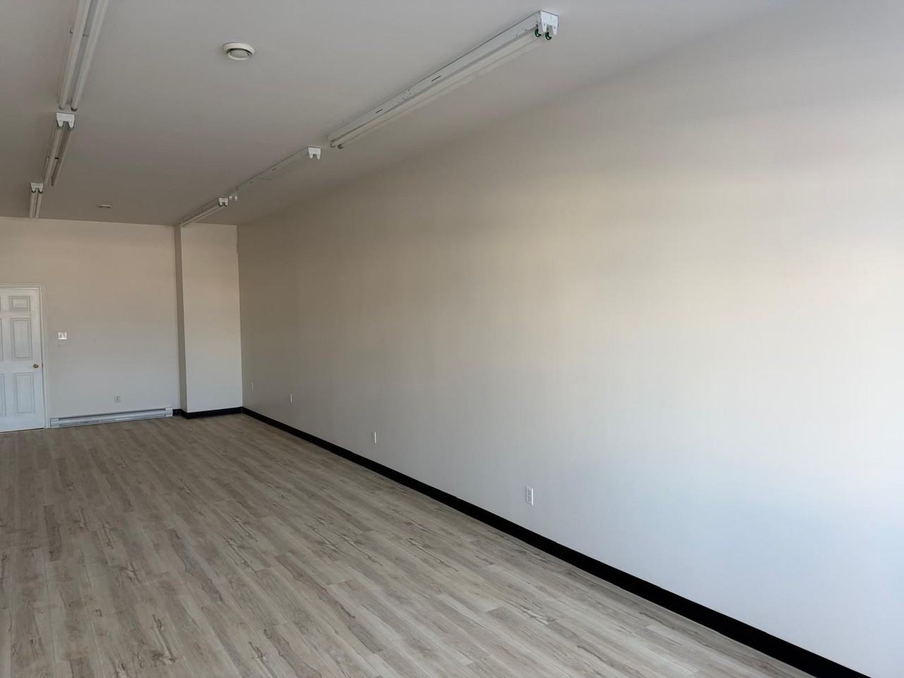 579 Main St Fl Office - Photo 3 of 5