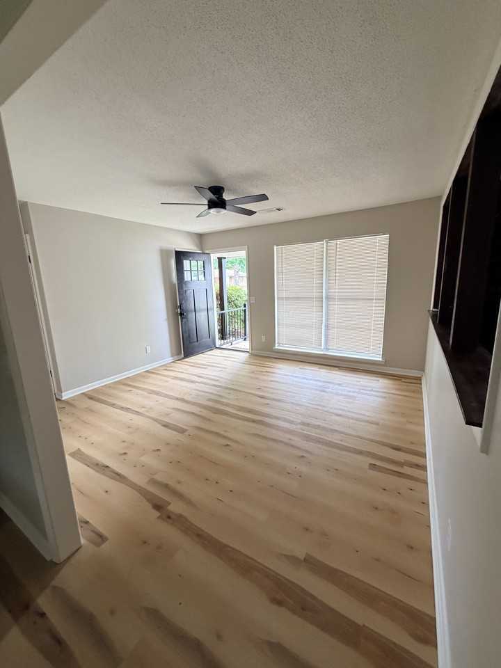 108 Imperial Dr #1 - Photo 2 of 8