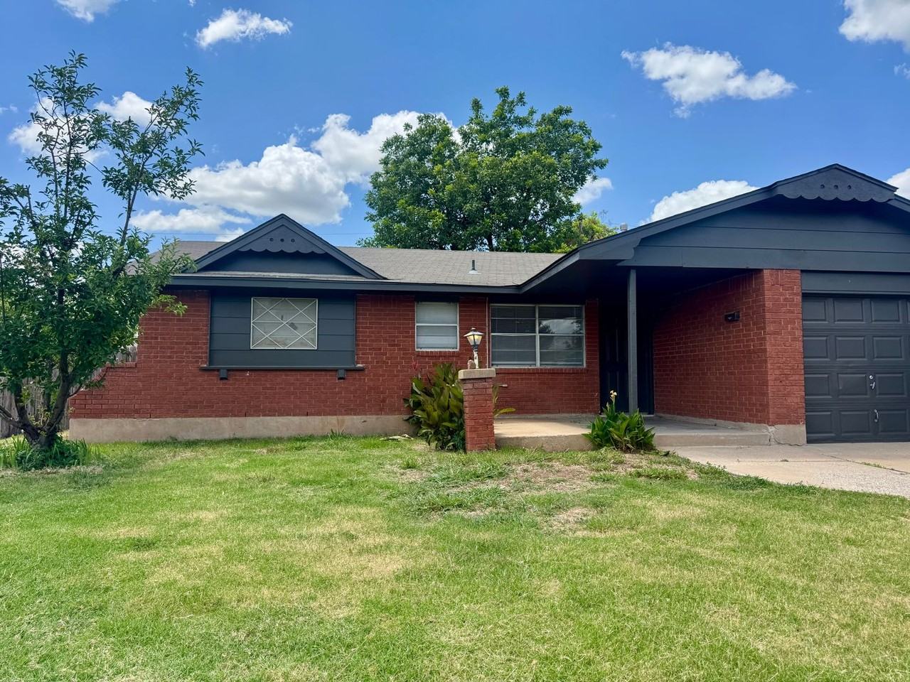 2420 Nw 41st St