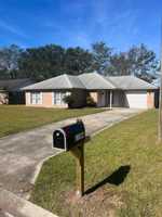 featured image of 1104 Ballard Dr #1