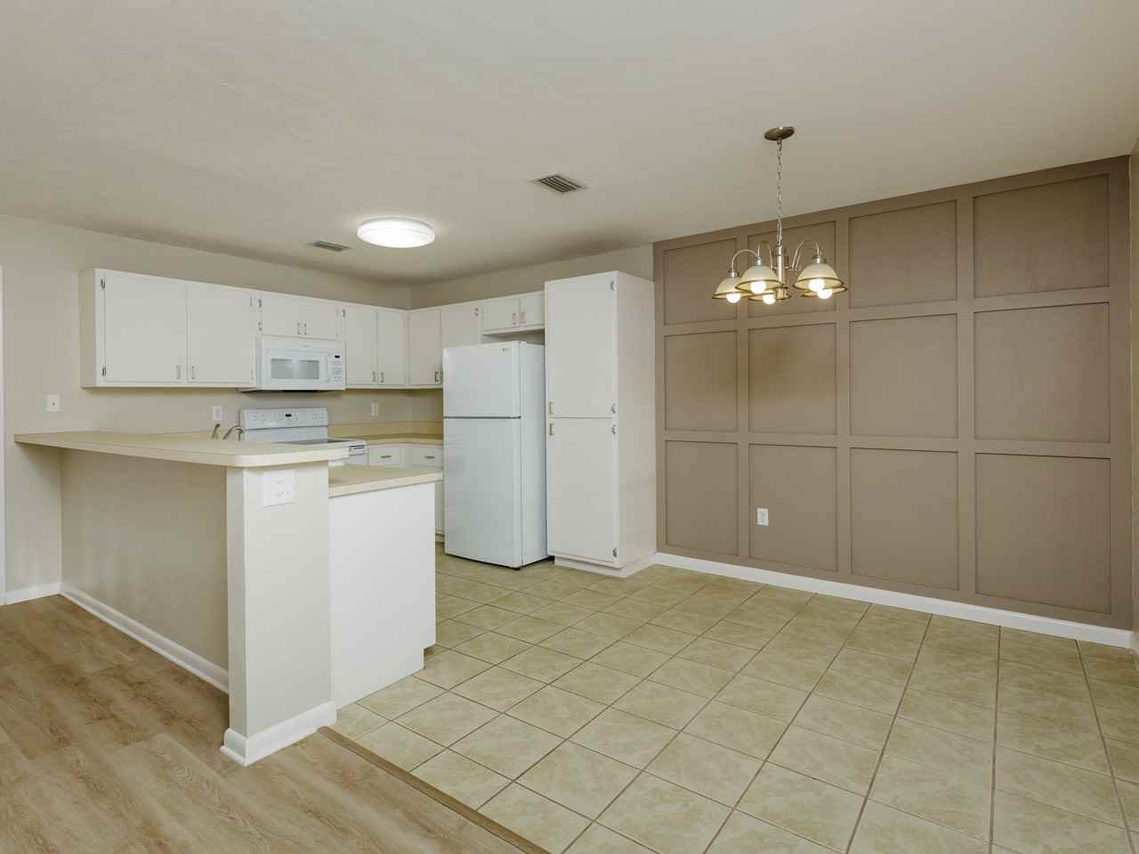 6365 Nw 109th Pl #5 - Photo 6 of 27