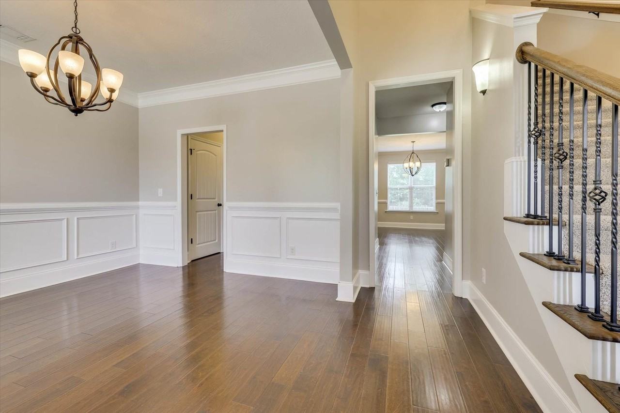127 Radcliff Dr #1 - Photo 6 of 50