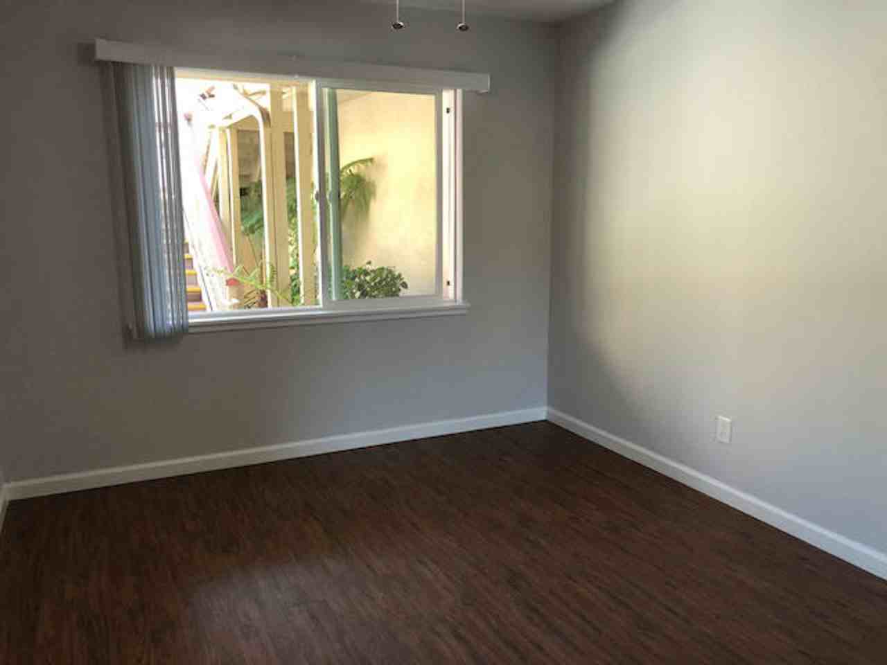 1525 N 1st St - Photo 7 of 23