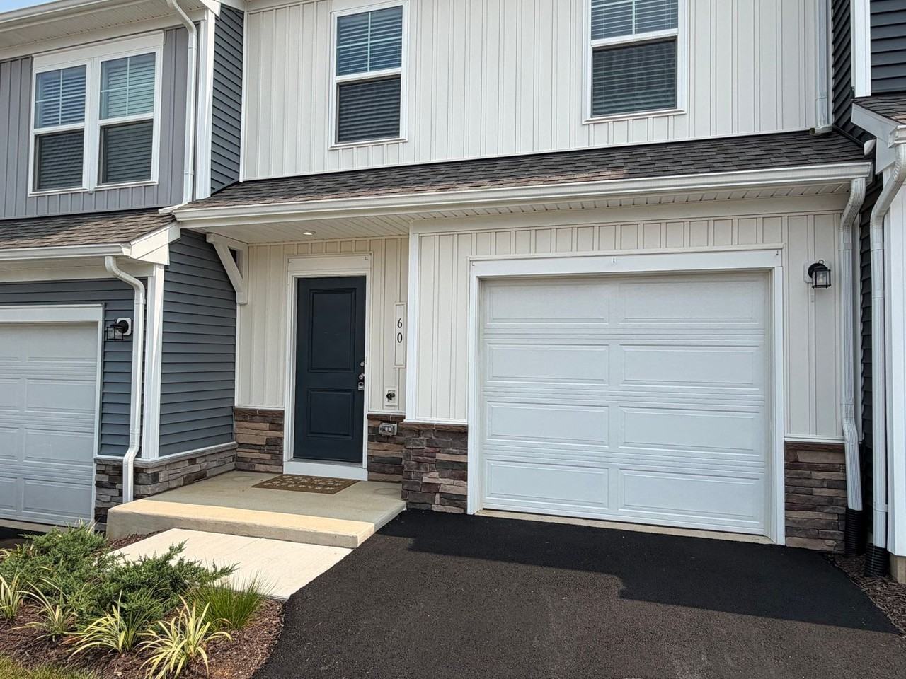 60 Sophie Kathryn Dr - Photo 3 of 43