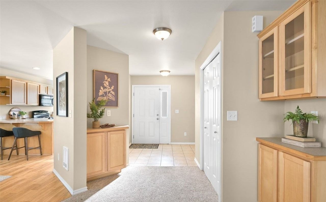 4160 Deemer Rd #202 - Photo 4 of 24