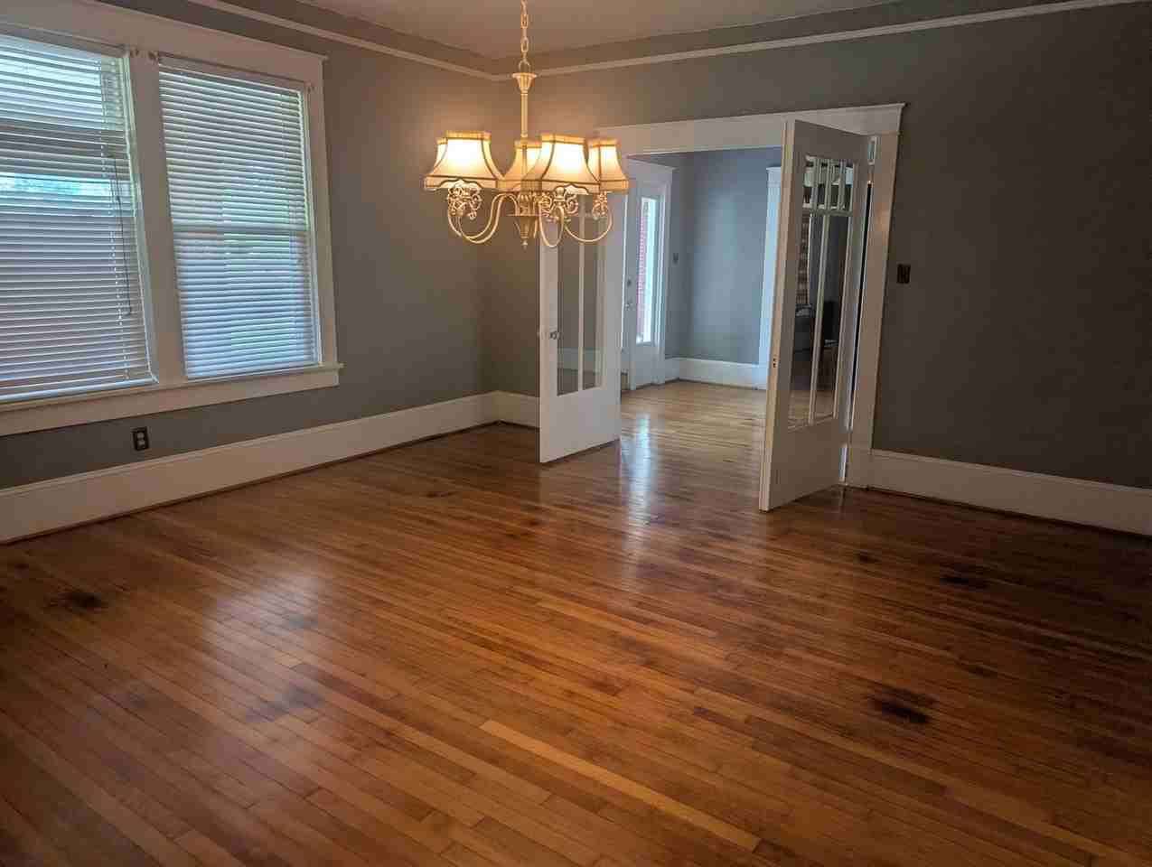 207 W Main St - Photo 3 of 22