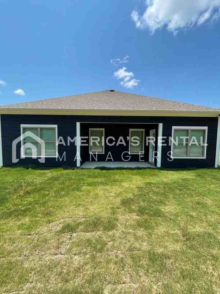 459 Troubadour Ln - Photo 2 of 36