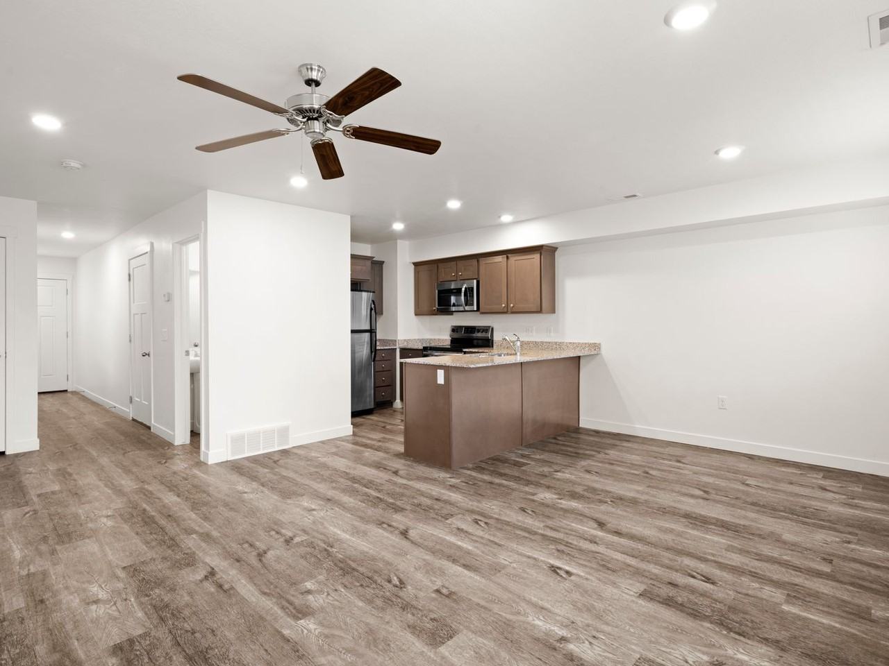 14901 S Tumble Rock Way - Photo 5 of 26