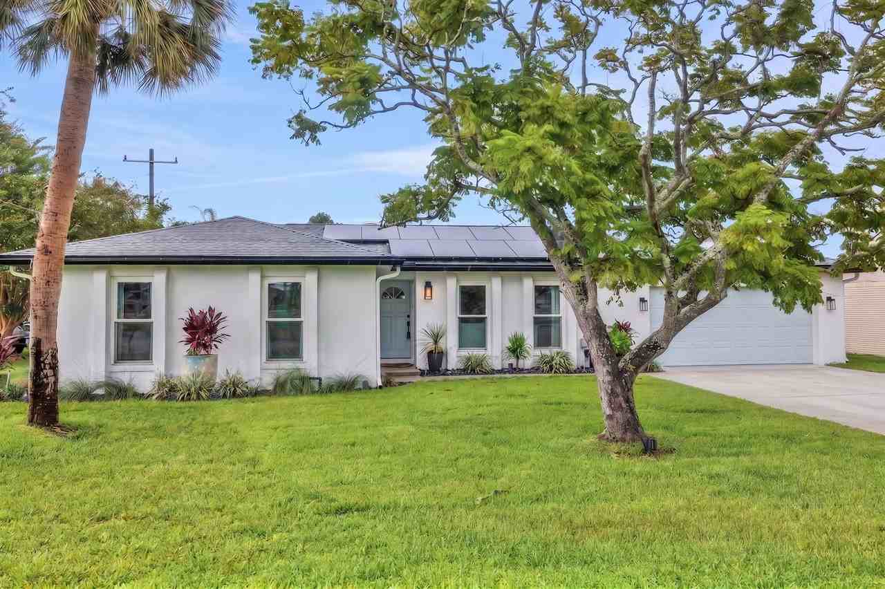 4105 Seabreeze Dr - Photo 2 of 50