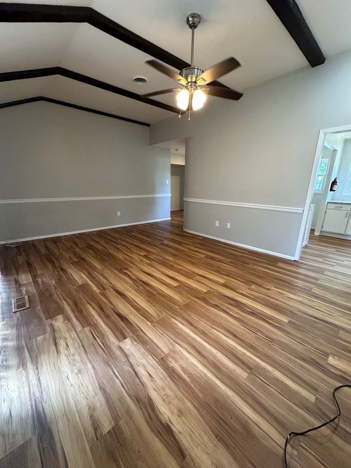 26 Newport Ln - Photo 3 of 17