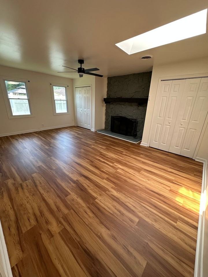 26 Newport Ln - Photo 6 of 17