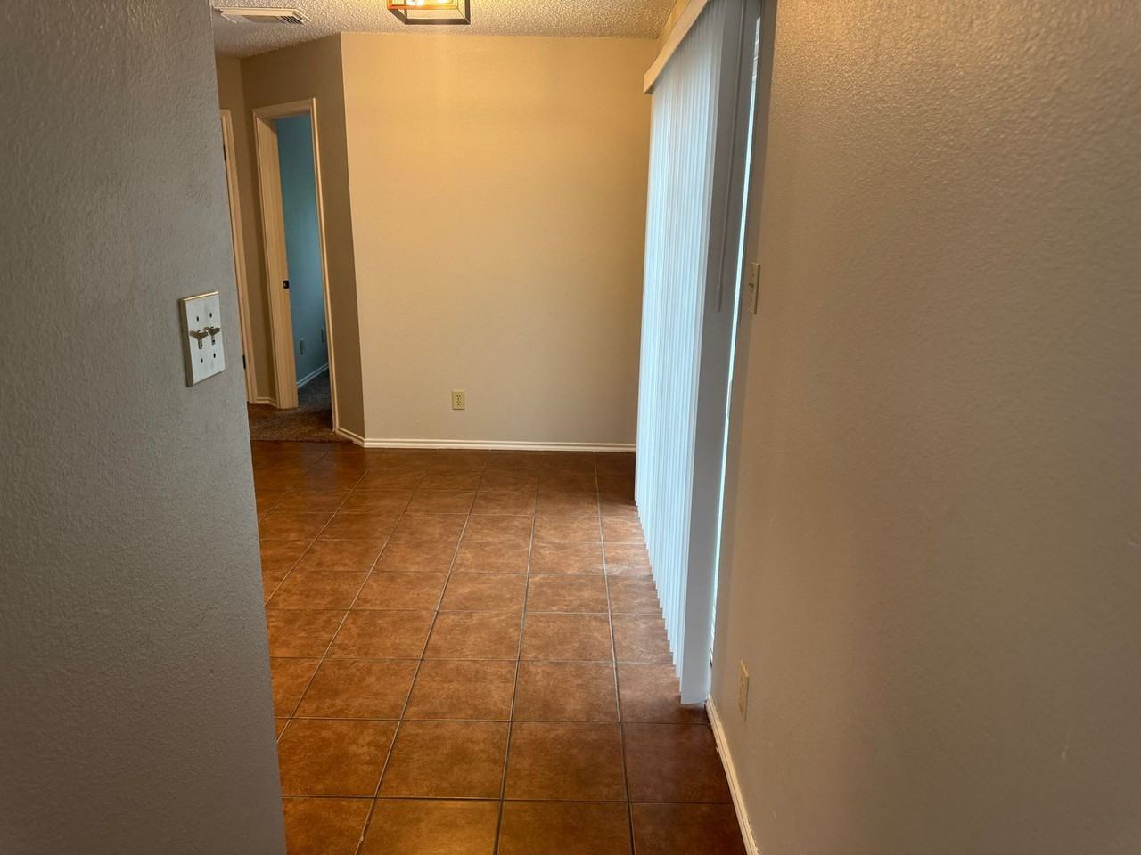 13630 Escort Dr - Photo 7 of 31