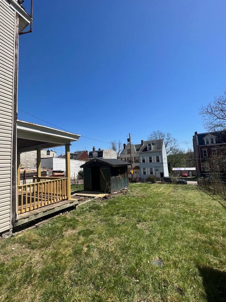 1328 Diana St - Photo 2 of 27