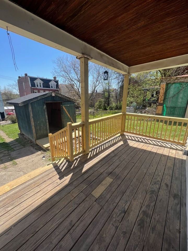 1328 Diana St - Photo 5 of 27