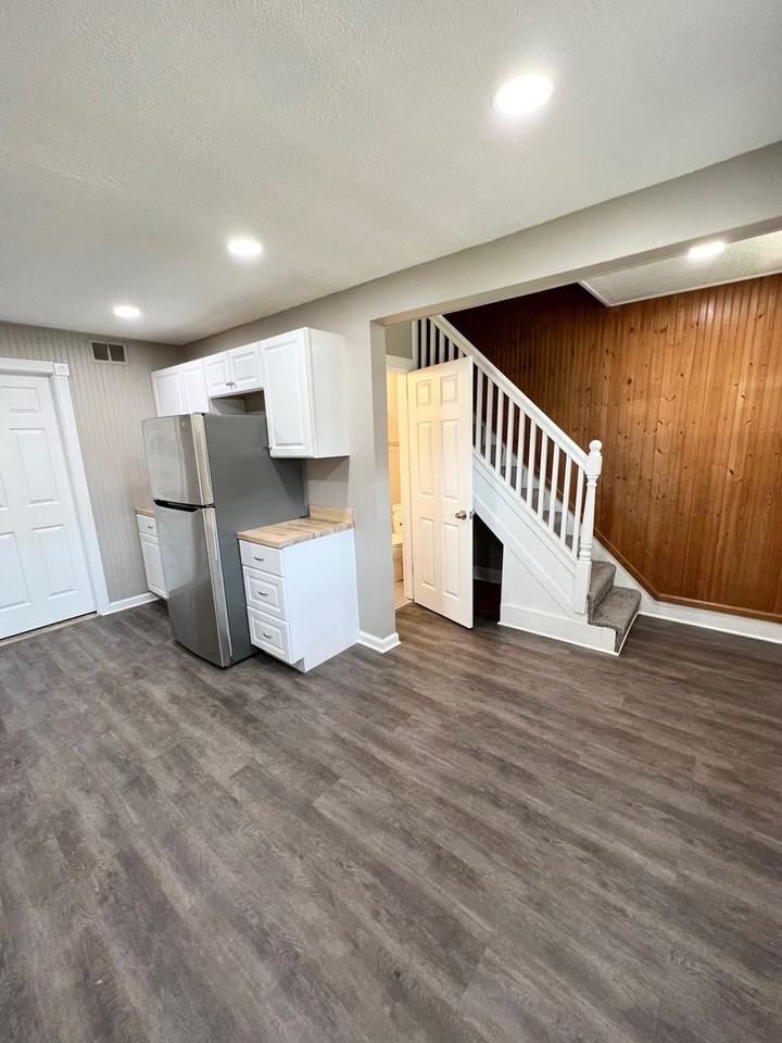 1328 Diana St - Photo 7 of 27