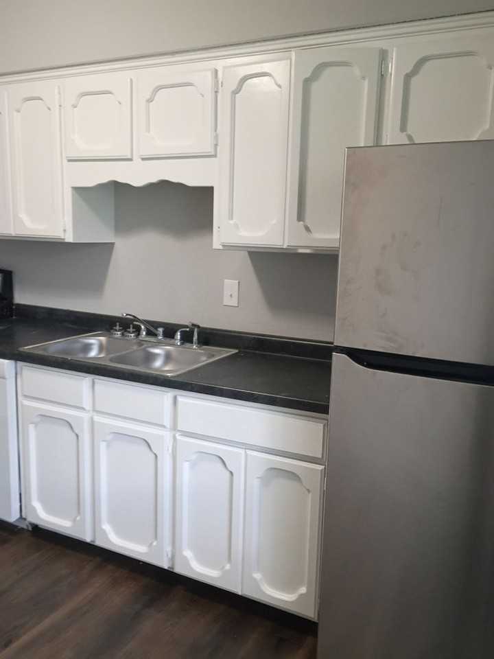 1134 2nd St #S2 - Photo 2 of 9