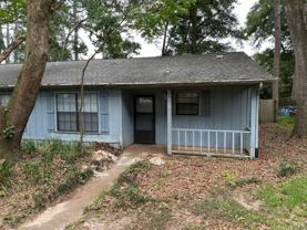 2565 Panther Creek Rd - Photo 1 of 1