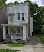 featured image of 439 Warner St