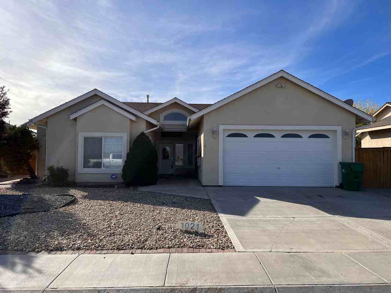 1021 Pepper Ln - Photo 6 of 46