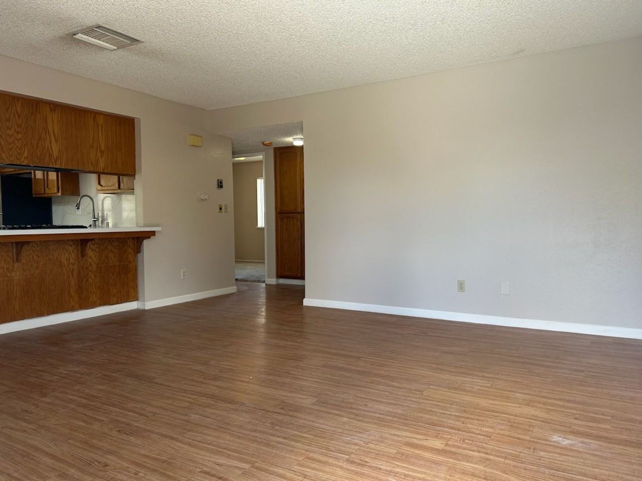 1012 Alene Ave - Photo 2 of 16