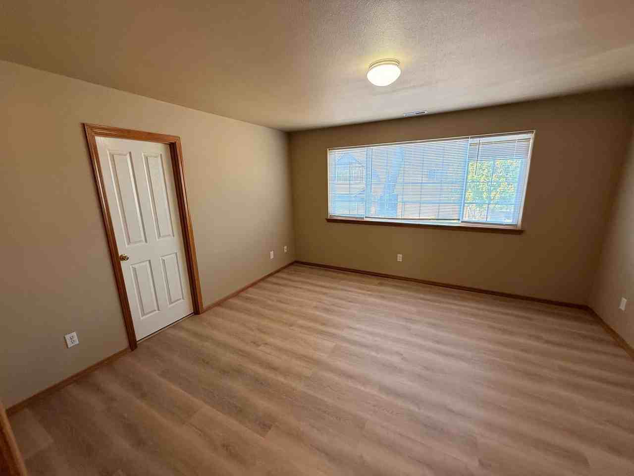 2976 Sw Indian Cir - Photo 6 of 10