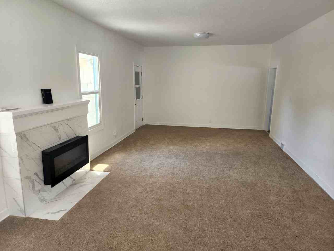 5923 N Minnesota Ave - Photo 2 of 14
