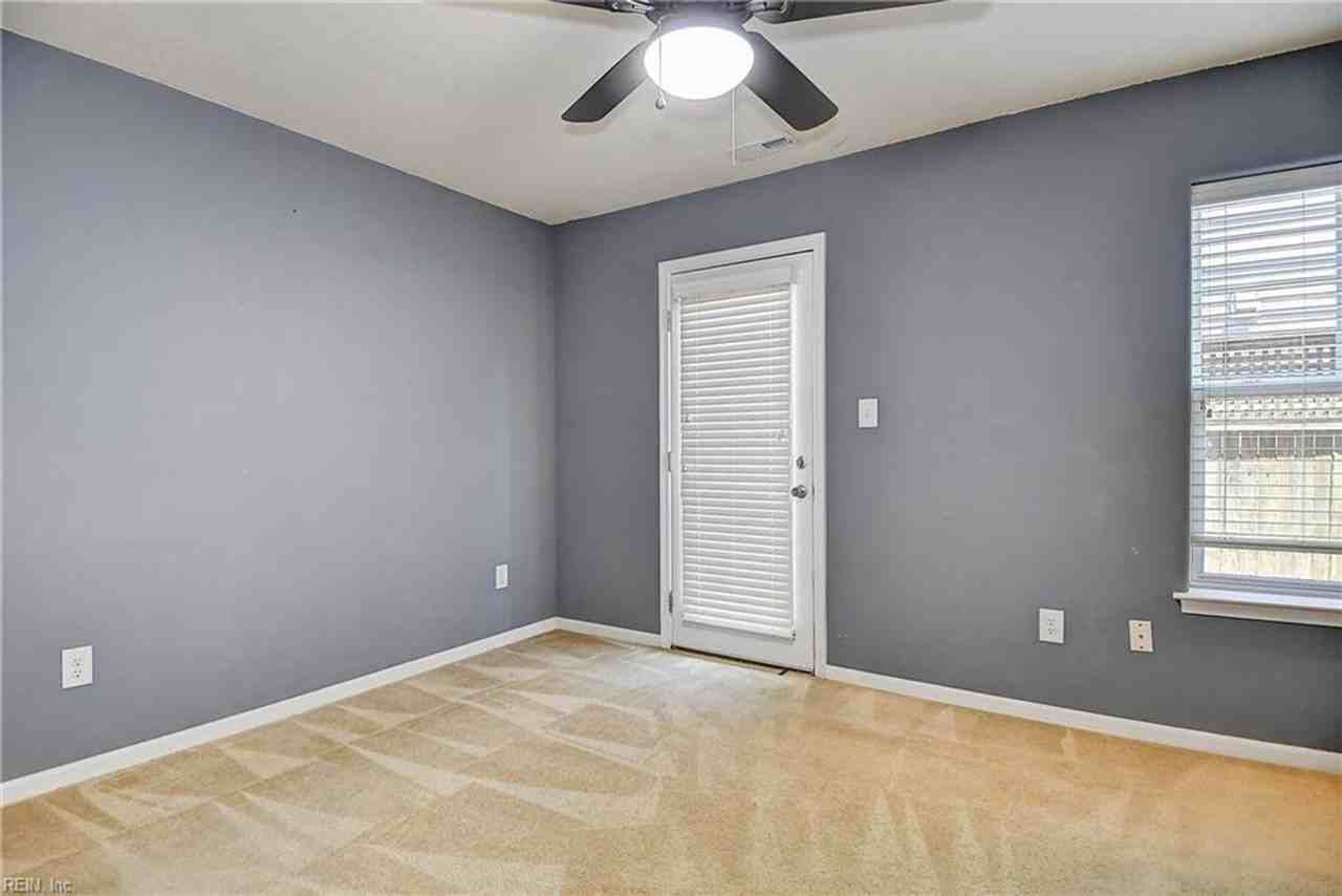 624 Foster Ln - Photo 5 of 29