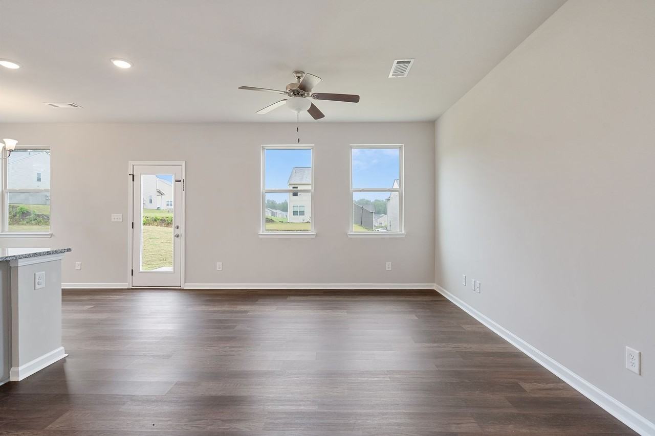 2430 Peak Ridge Ln - Photo 4 of 30