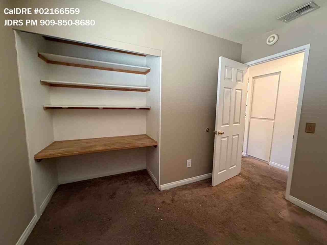 4725 Francis Ave - Photo 6 of 12