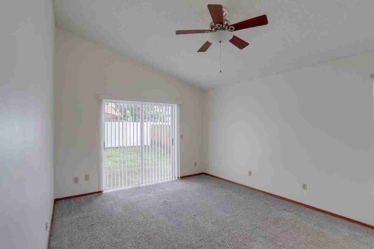 10038 Little Teak St - Photo 4 of 17